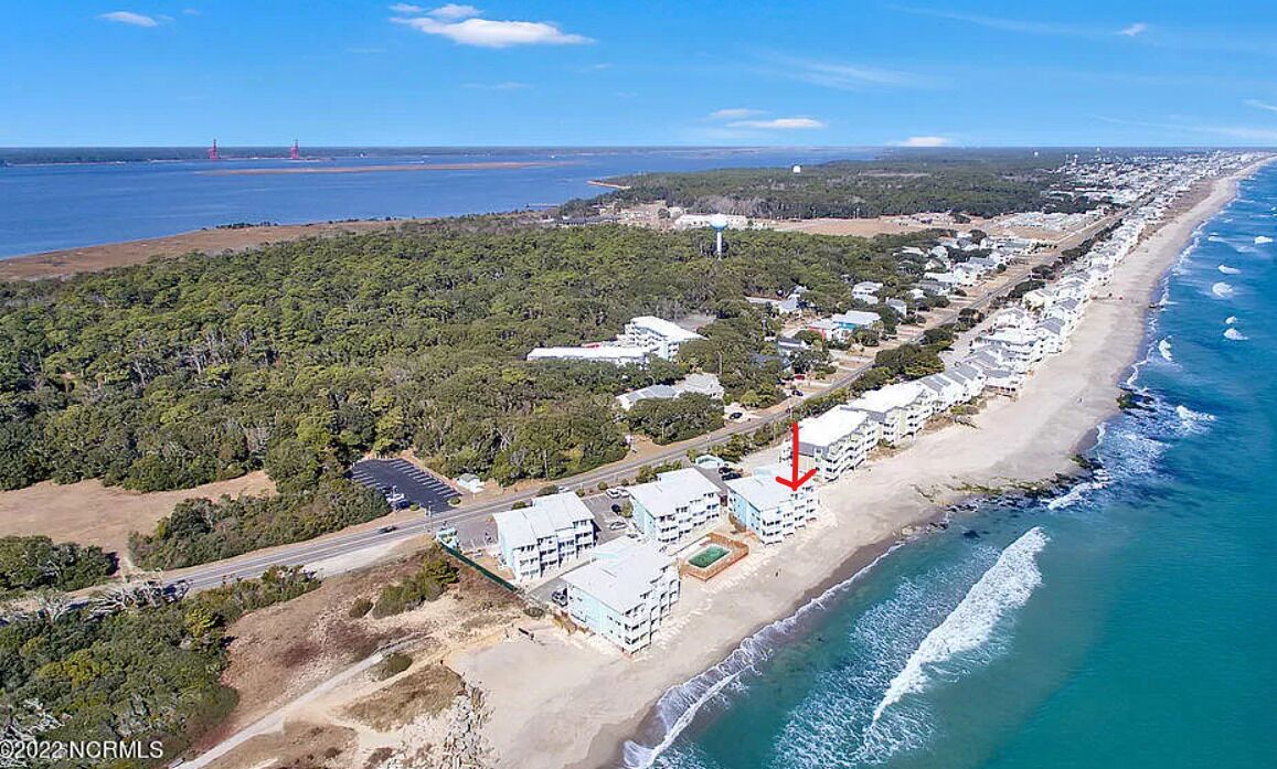OCEANFRONT- TOP FLOOR- Sleeps 6