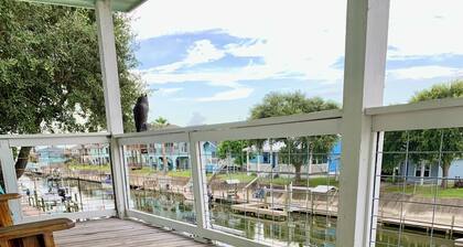 Canal front Rockport Home with Private Boat Dock + Texas Riviera Sunset Views