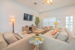 Smart TV, books - Canal front Rockport Home with Private Boat Dock + Texas Riviera Sunset Views (Rockport)