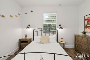 1 bedroom, desk, iron/ironing board, free WiFi