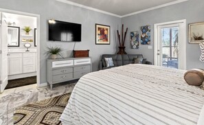 3 bedrooms, iron/ironing board, travel cot, free WiFi