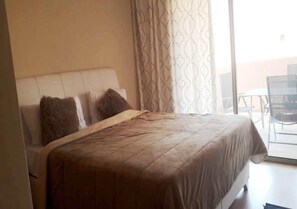 2 bedrooms