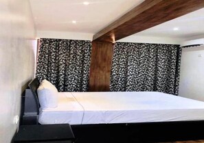 3 camere, ferro/asse da stiro, accesso a Internet