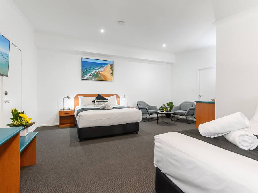 Dobbelt- eller tomannsrom – executive | Skrivebord, wi-fi (inkludert) og sengetøy