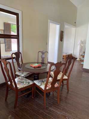 Dining - Close to Everything in the heart of Christiansted!! (Christiansted)