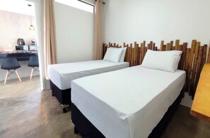 4 quartos, ferros/tábuas de passar roupa, Wi-Fi de cortesia