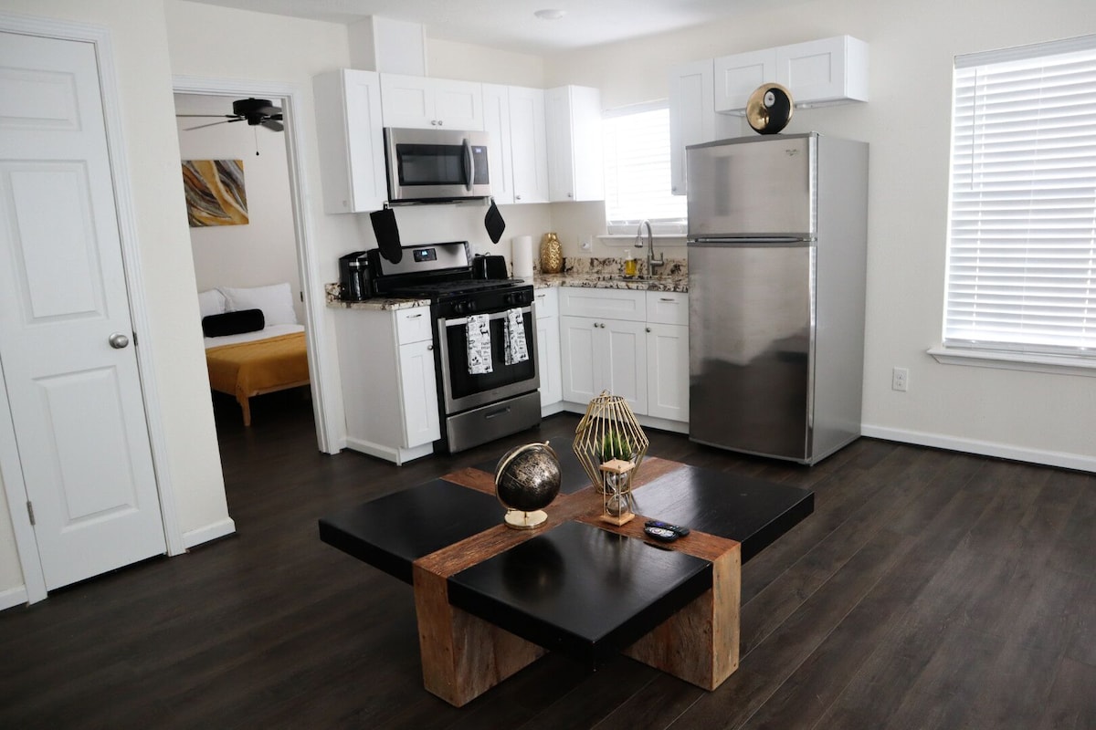 Photo 2 of Lovely 1BR Eado Unit Close to Downtown and Fun!