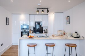 House (2 Bedrooms) | Private kitchen | Microwave, oven, stovetop, dishwasher - One The Old School, Leiston (Leiston)