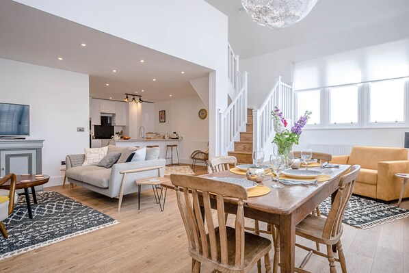 House (2 Bedrooms) | Living room | TV - One The Old School, Leiston (Leiston)