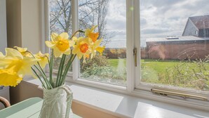 Interior - The Farmhouse, Boundary Farm, Framlingham (Woodbridge)
