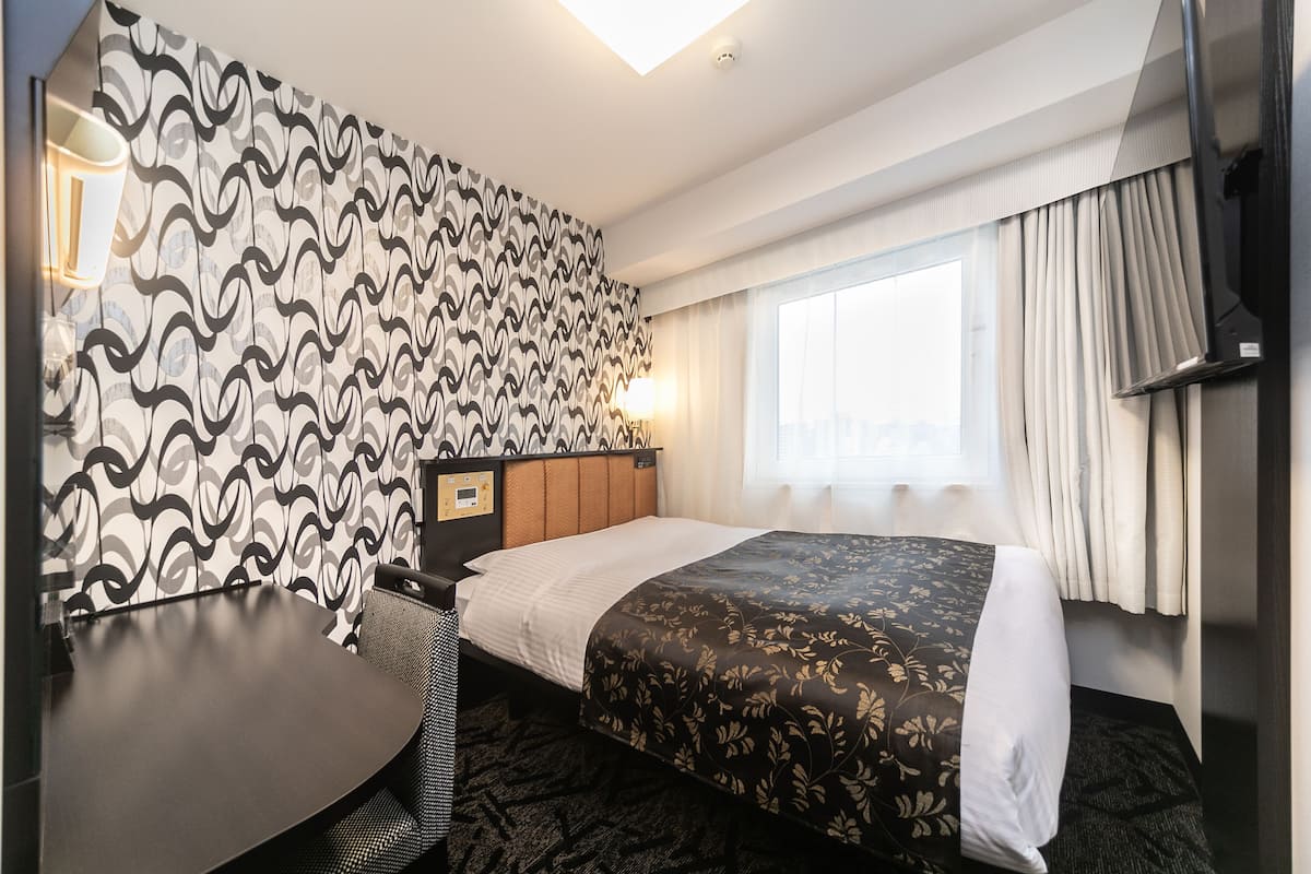 Kamar Standar, Bebas Asap Rokok (with 1bed) | Selimut bulu angsa, meja kerja, tirai kedap cahaya, dan Wi-Fi gratis
