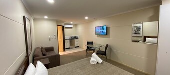 Balranald Club Motel