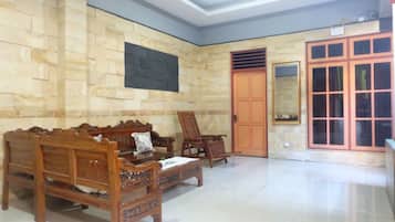 Family House, 4 Bedrooms | Living area | LED TV, fireplace, DVD player