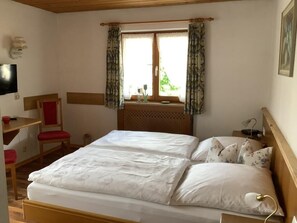 1 bedroom, Internet, bed sheets