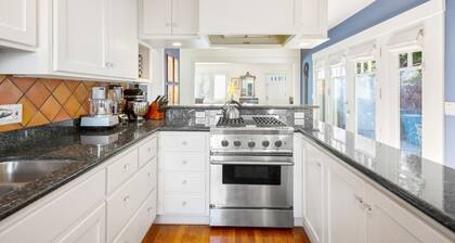 Quiet 5 Beds Kid-Friendly Mins to DTWN & Stanford