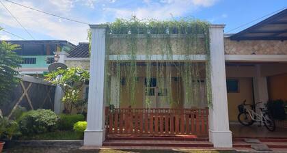 Homestay Simply Homy dekat Tugu Jogja dan Monjali