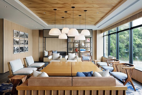 Lobby lounge. Fairfield by Marriott Wakayama Kumano Kodo Susami