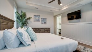 4 chambres, fer et planche à repasser, Wi-Fi, draps fournis