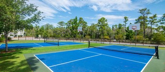 6 Seater Golf Cart, 5 Bikes! Zero Entry Pool & Beach! - Cool Your Jets at NatureWalk on 30A