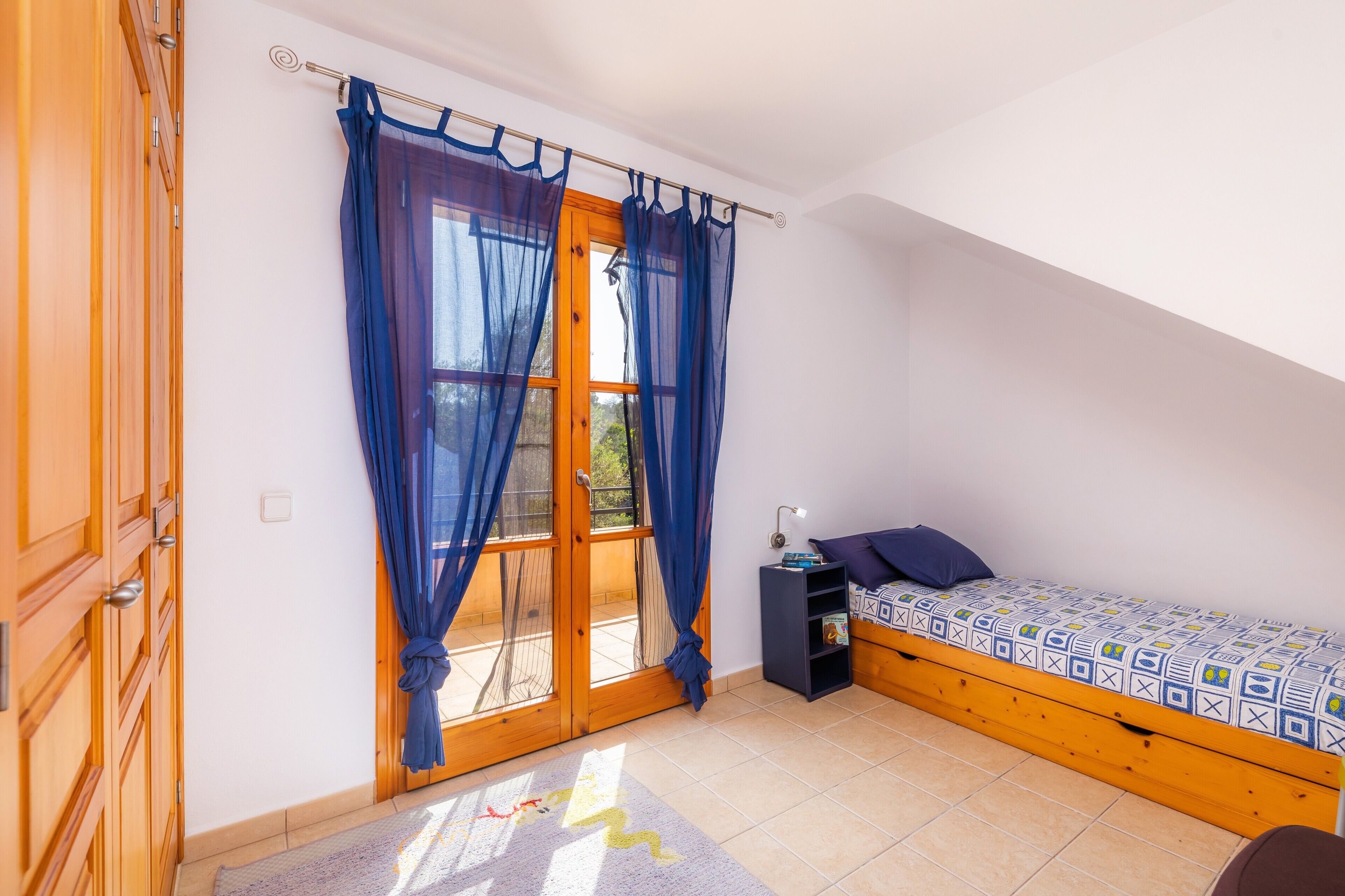 3 dormitoris, planxa i posts de planxar, wifi gratuïta i roba de llit 