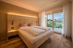 1 bedroom, free WiFi, bed sheets, wheelchair access - Apartment 'Sommersbergerhof 1968' with Pool, Mountain View & Terrace (Brixen)