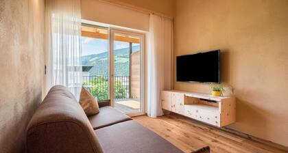 Apartment 'Sommersbergerhof 1968' with Pool, Mountain View & Terrace