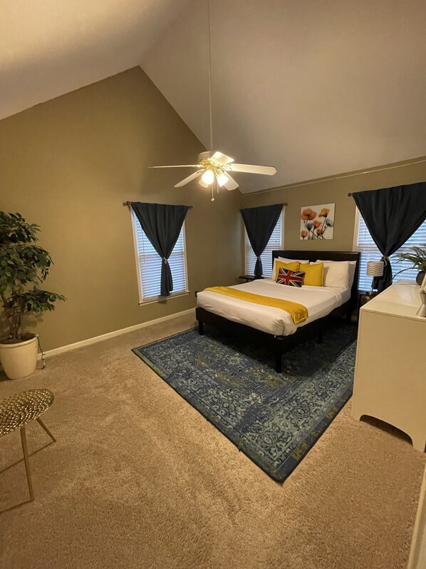 3 bedrooms, iron/ironing board, free WiFi, bed sheets