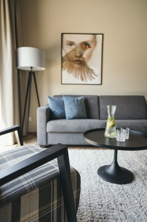 Televisión de pantalla plana, Netflix, estación para iPod