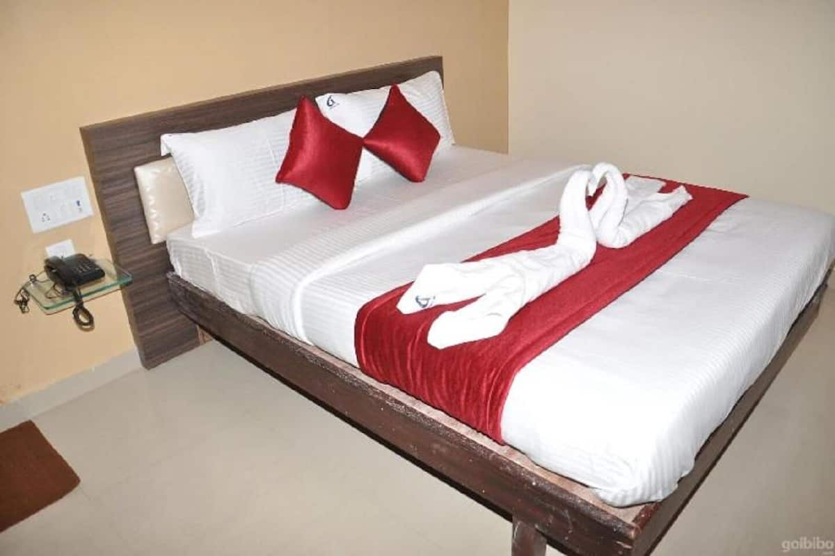 Standard Double Room | Free WiFi