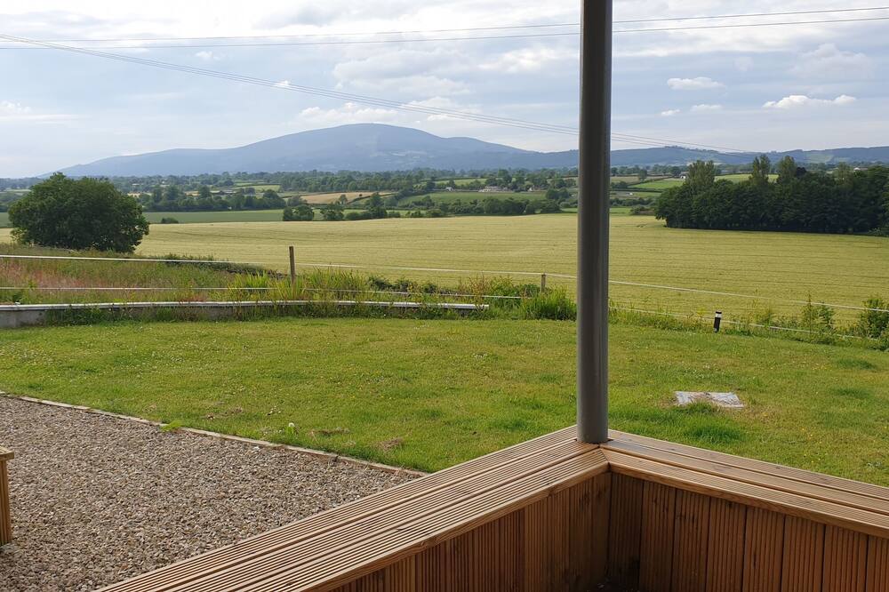 Slievenamon view