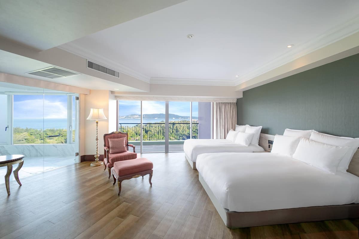 Panorama Ocean Suite, Non Smoking | 1 bedroom, in-room safe, desk, blackout drapes