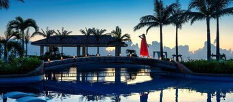 Oriental Hotel Okinawa Resort & Spa