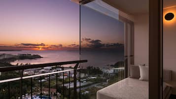 Club Ocean Premium Non Smoking | In-room safe, desk, blackout curtains, free WiFi