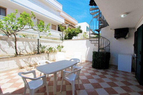 Apartment PT 50 m from the sea