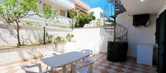 Appartamento PT 50 m dal mare