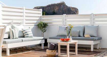 Traditional Lindian Polis - Suite 1