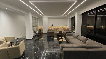 Televisión LED de 32 pulgadas con canales por cable y televisión