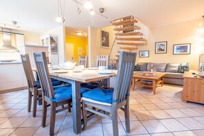 Dining - Ferienwohnung Glückspilz im Ostseebad Prerow (Ostseebad Perow)