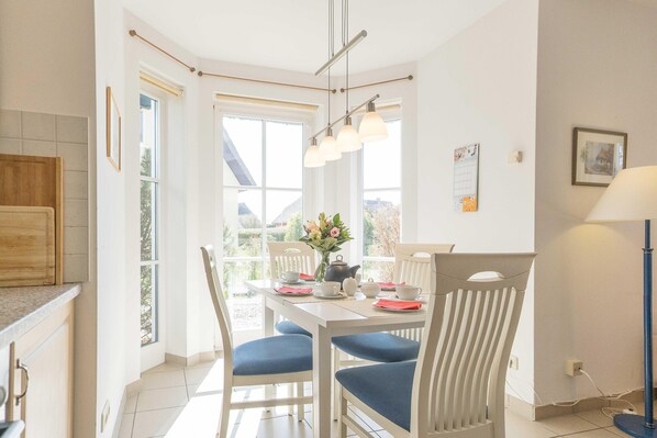 تناول الطعام