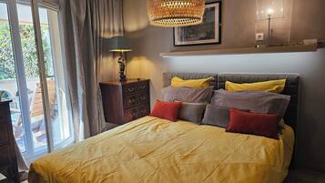 1 bedroom, iron/ironing board, free WiFi, bed sheets