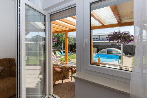 Apartment Twisting By The Pool - Two bedroom apartment with private pool