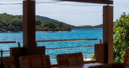 NOSTALGIJA three bedroom holiday home with sea view terrace