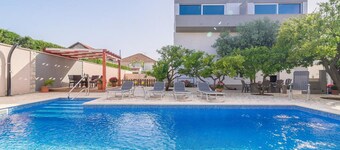 Apartment Villa Odesa - Two Bedroom Apartment with Balcony, shared Swimming Pool