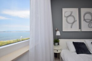 3 室のベッドルーム、アイロン / アイロン台、WiFi、ベッドシーツ