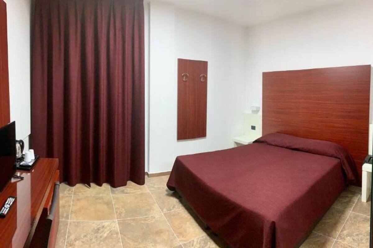 Basic Double or Twin Room