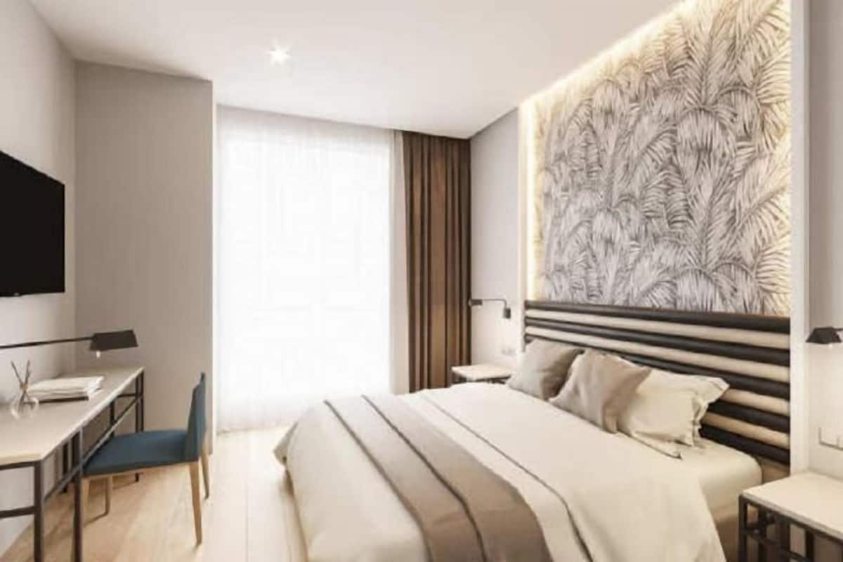 1 bedroom, in-room safe, soundproofing, free WiFi