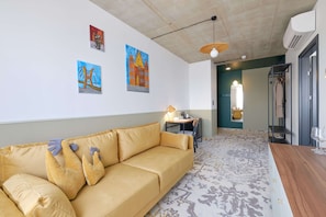 Suíte | Individualmente decorados, escrivaninha