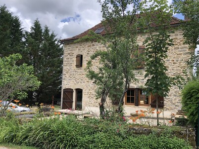 Quiet house with private, secure swimming pool heated from June to September