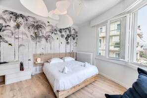 1 habitación, tabla de planchar con plancha, wifi y ropa de cama 