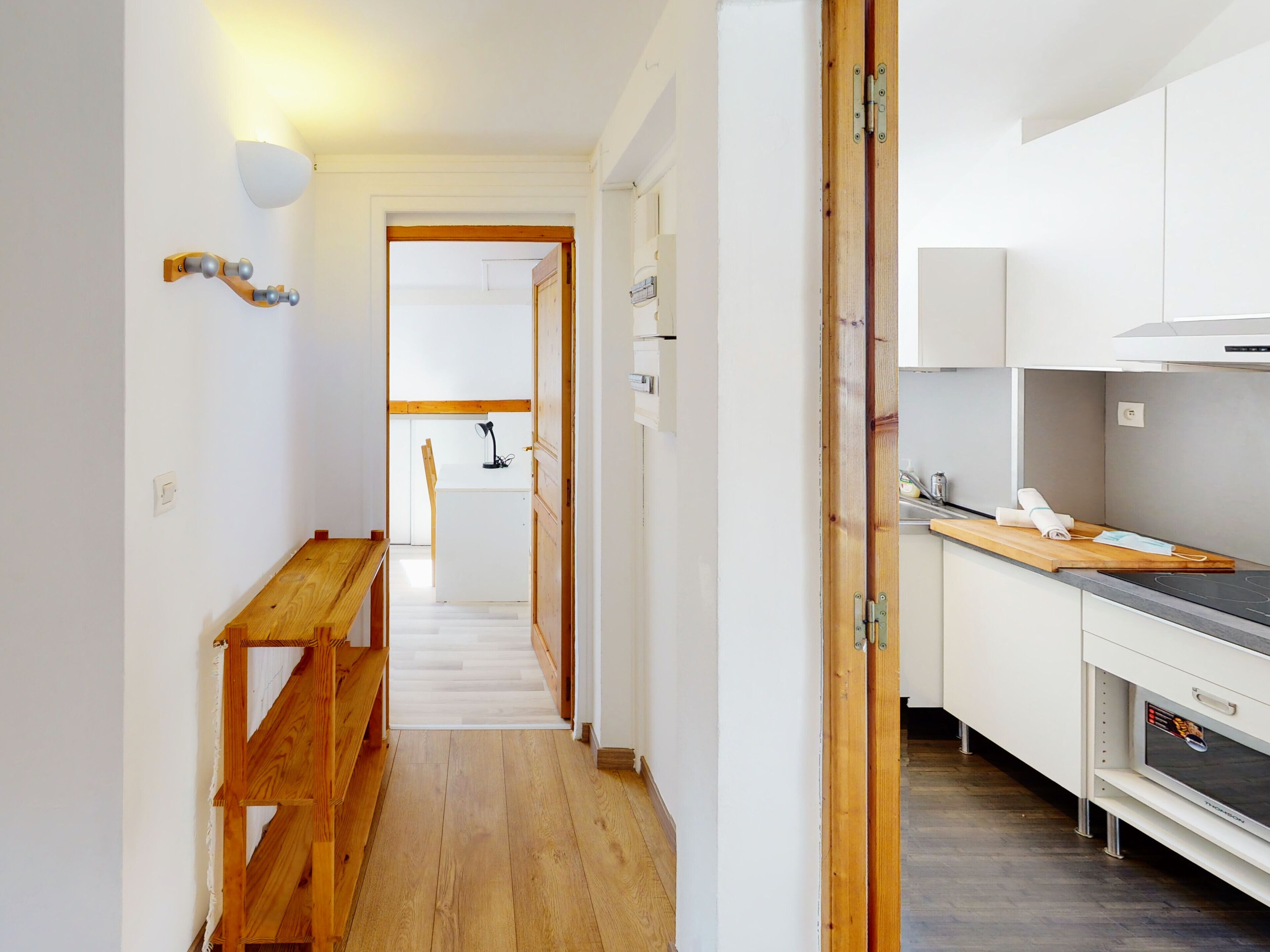 المنشأة من الداخل